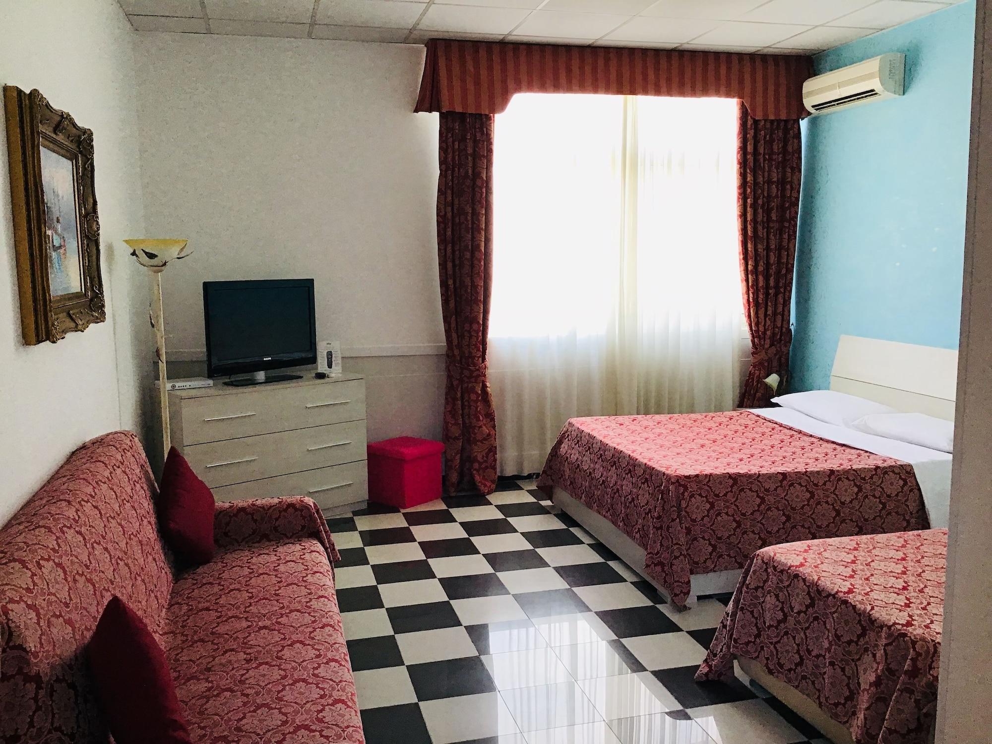 Hotel Giulietta E Romeo Casal Palocco Eksteriør billede